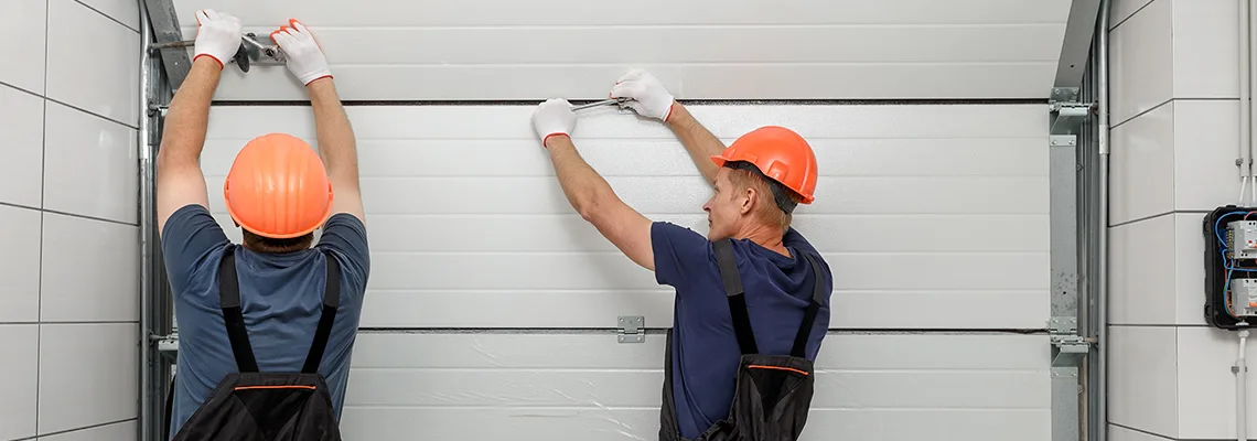 Driveway Garage Door Local Technicians in Lansing, Illinois